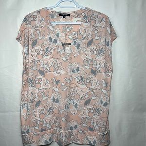 George Floral Short Sleeve V-Neck Size XL Pink, White and Grey